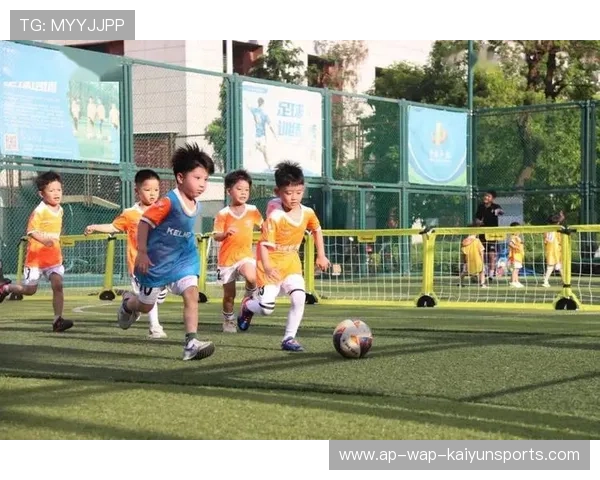 足球训练营向全国开放网络报名平台，足球培训平台